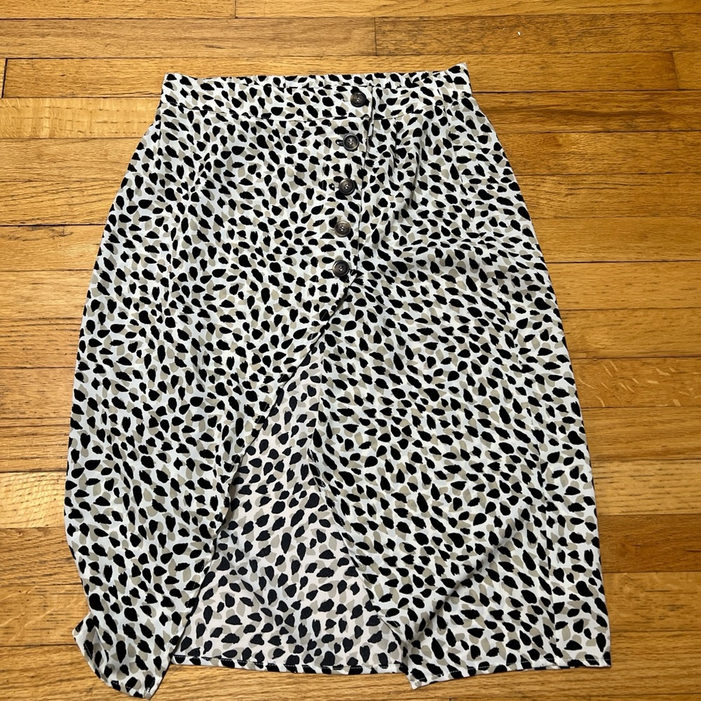 Simple Black and White Leaf Print Pencil Skirt